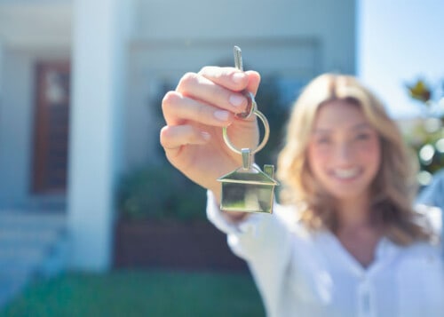 New real estate agent holding the key to her future