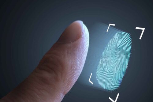 person gets fingerprinted for a real estate background check