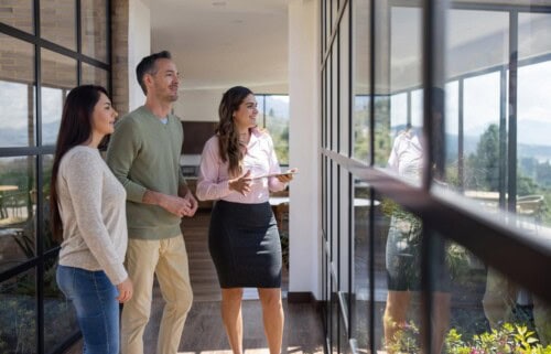 How to Become a Leasing Agent | Colibri Real Estate Guide